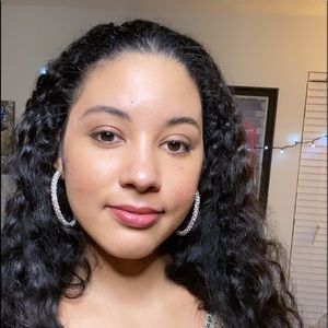 Meet your Posher, Lisandranette